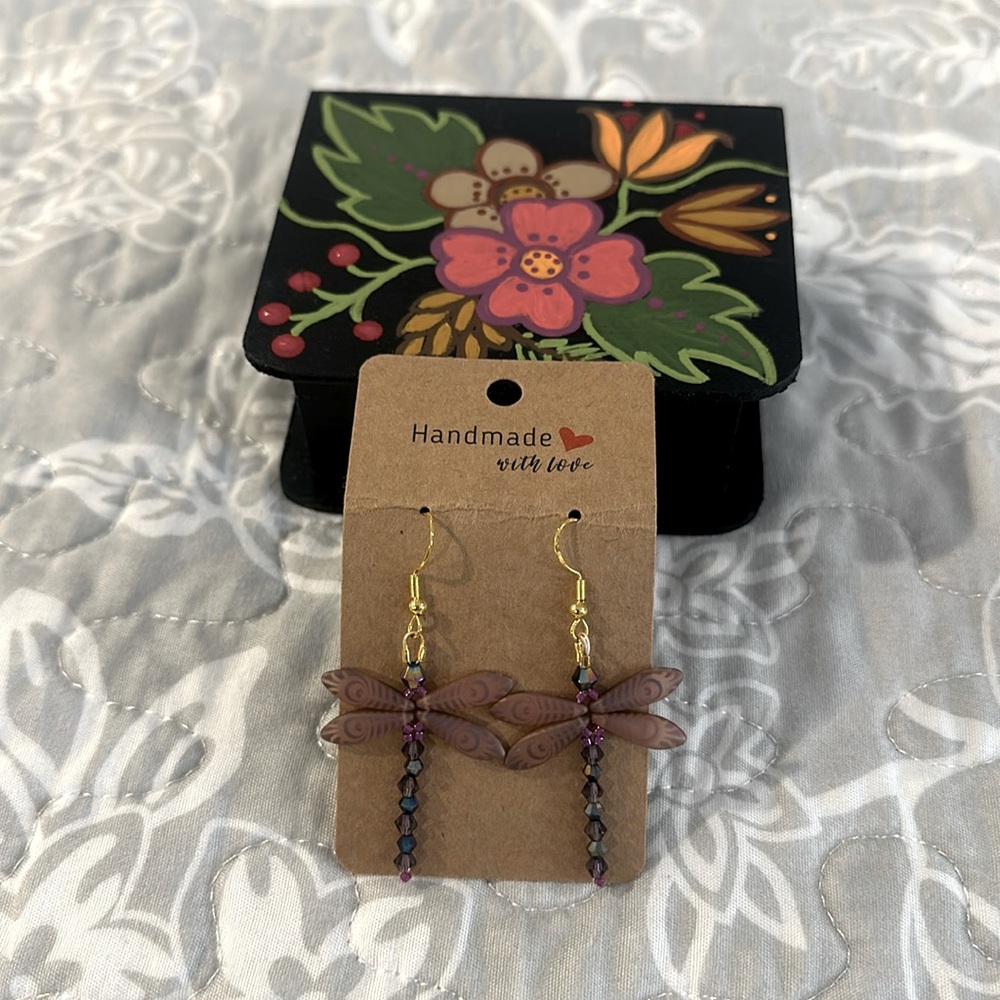 Firefly earrings with gold